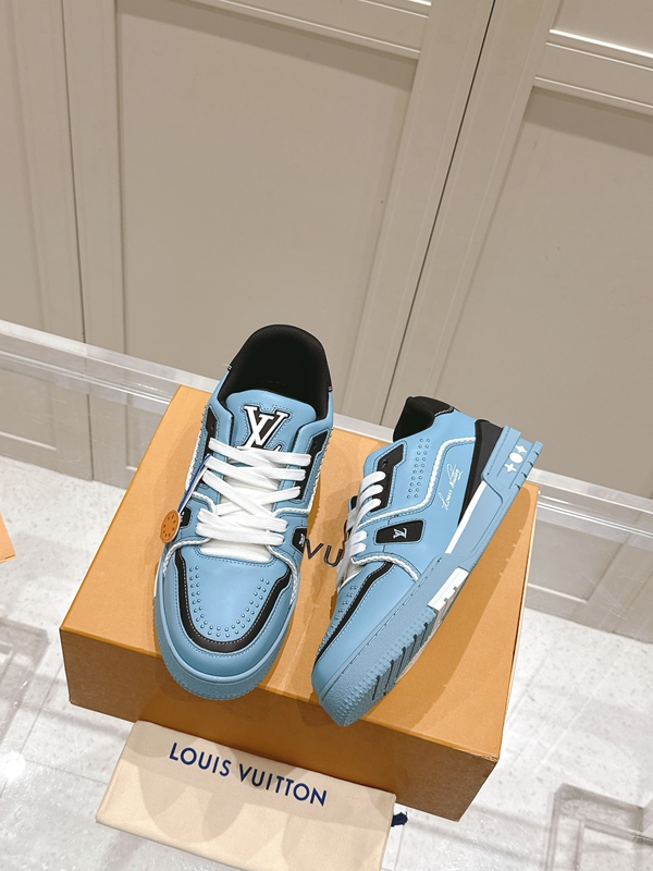 ルイヴィトン靴背面デザイン